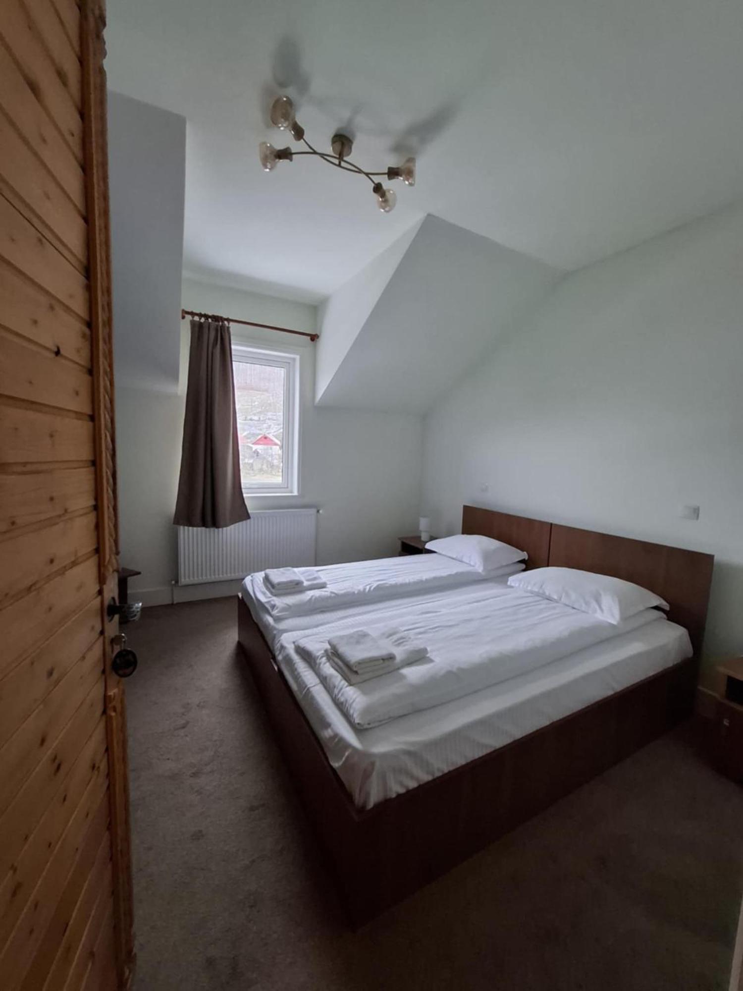 Pensiunea Popas Pop, Strambu-Baiut, Maramures Exterior foto